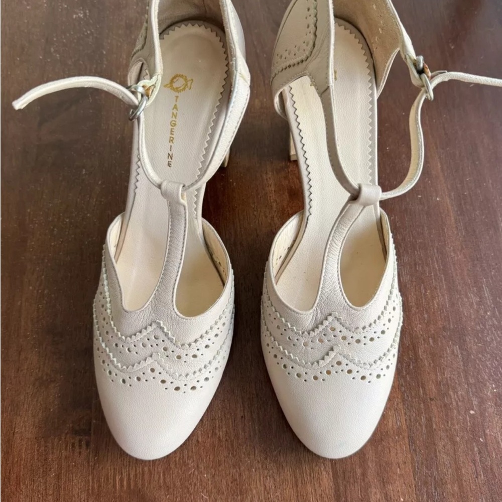 Made in Italy Women's Beige T-Strap Heels